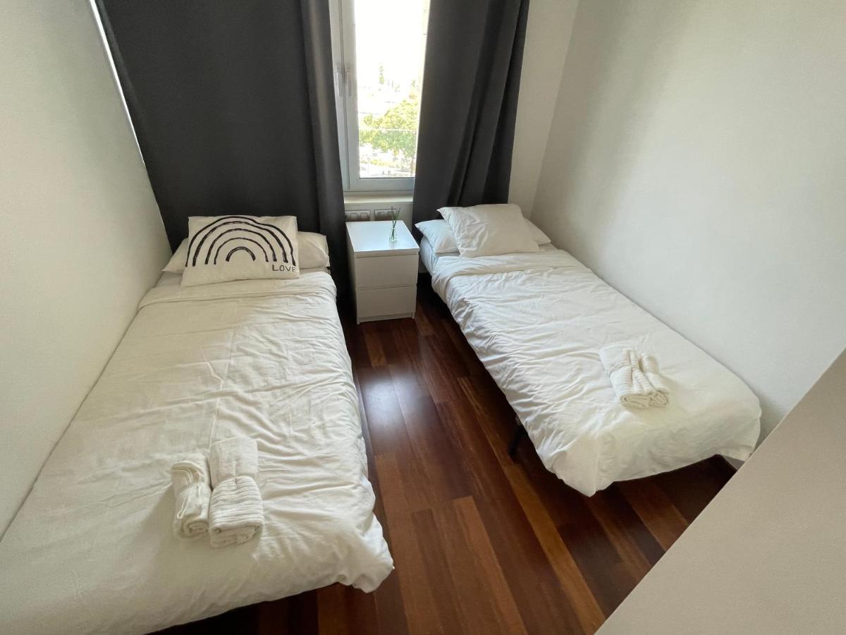 Forum De Barcelona Sea View Apartment With Garage Parking Sant Adria de Besos Εξωτερικό φωτογραφία
